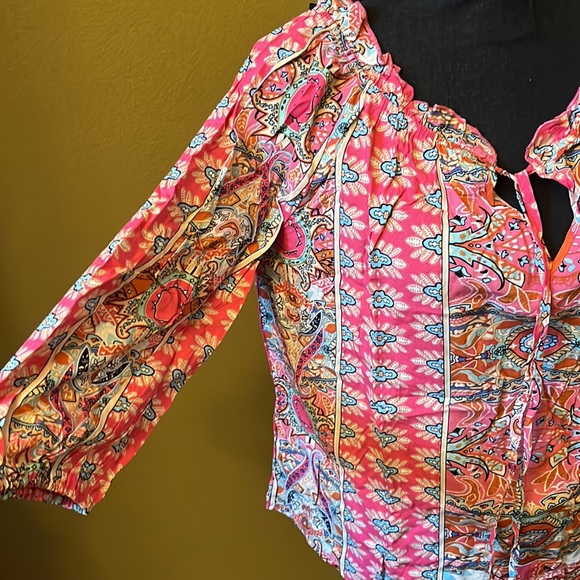 Boho pink random designs. on or off the shoulder Pink, turquoise, blue, white - Picture 4 of 14